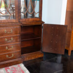 HENREDON Rittenhouse Square China Cabinet - Image 10