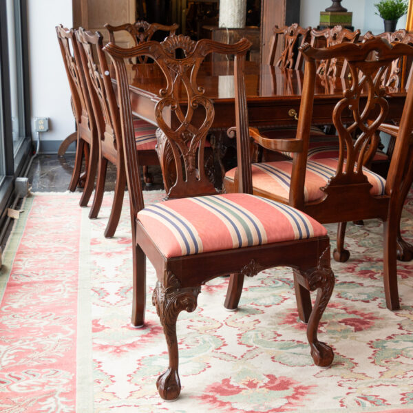 HENREDON Rittenhouse Square Dining Table with Leaves and 9 Chairs - Image 11