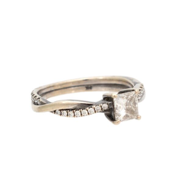 Diamond Engagement Ring in 14 Karat Gold - Image 3
