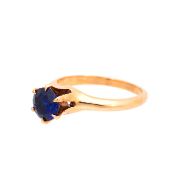 Vintage Sapphire Ring in 14 Karat Gold - Image 5