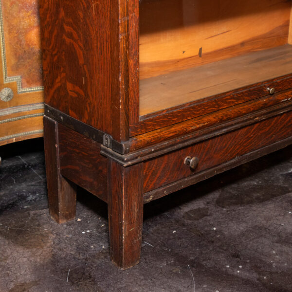 Antique GLOBE WERNICKE Four Stack Barrister Bookcase - Image 4