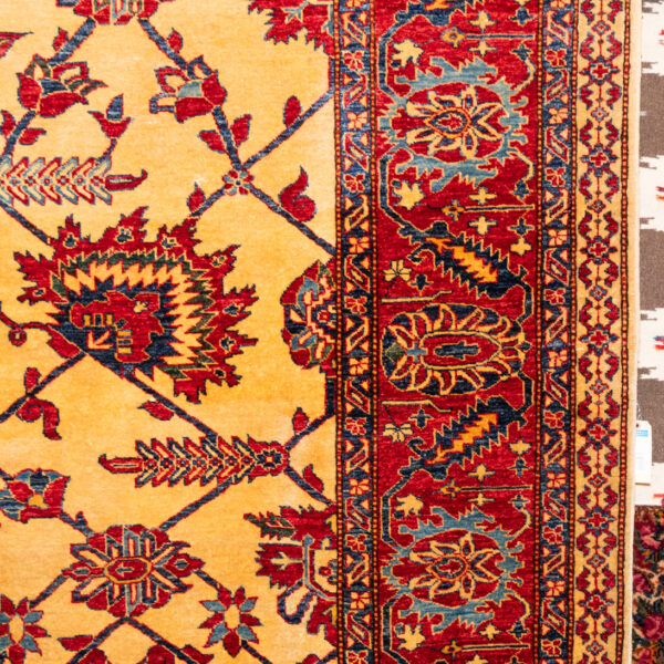 12’5” x 9’ Hand Woven Kazen Wool Rug - Image 3