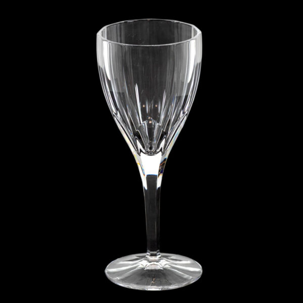 Set of 18 NACHTMANN Aspen Red Wine Glasses - Image 2