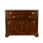 PENNSYLVANIA HOUSE 3 Drawer and Cabinet Sideboard