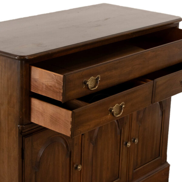 PENNSYLVANIA HOUSE 3 Drawer and Cabinet Sideboard - Image 5