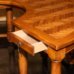 Parquet Top Hunt Desk - Image 4