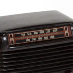 Vintage PHILCO Transitone Bakelite Radio - Image 2