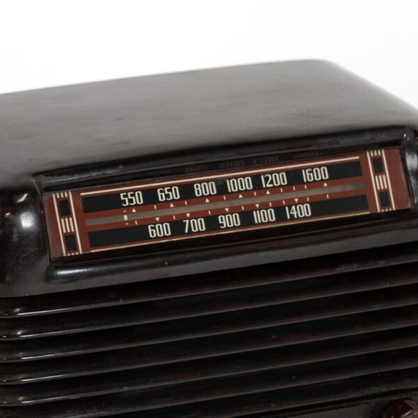 Vintage PHILCO Transitone Bakelite Radio - Image 2