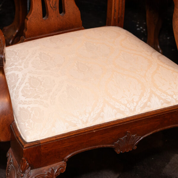 STONELEIGH Mahogany Chippendale Dining Table with/ 2 Leaves and 6 Chairs - Image 8