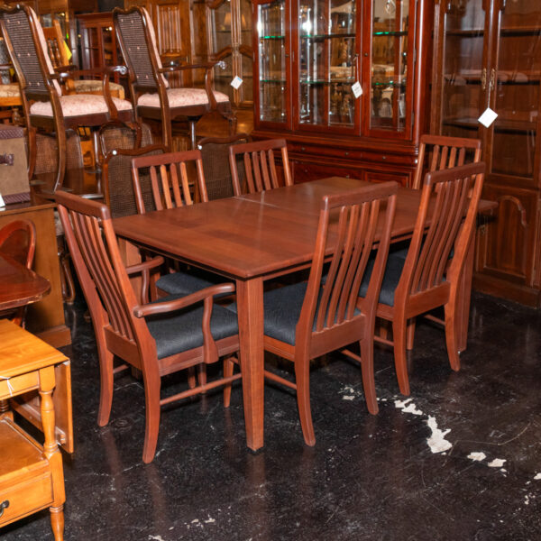 Amish Made Cherry Dining Table with 4 Leaves and 6 Slat Back Chairs - Image 9