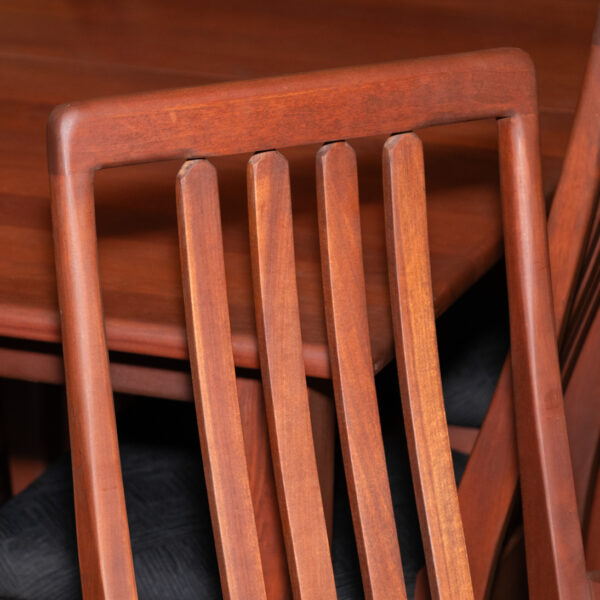 Amish Made Cherry Dining Table with 4 Leaves and 6 Slat Back Chairs - Image 6