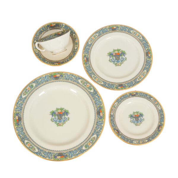60 Piece LENOX Autumn China Set - Image 4