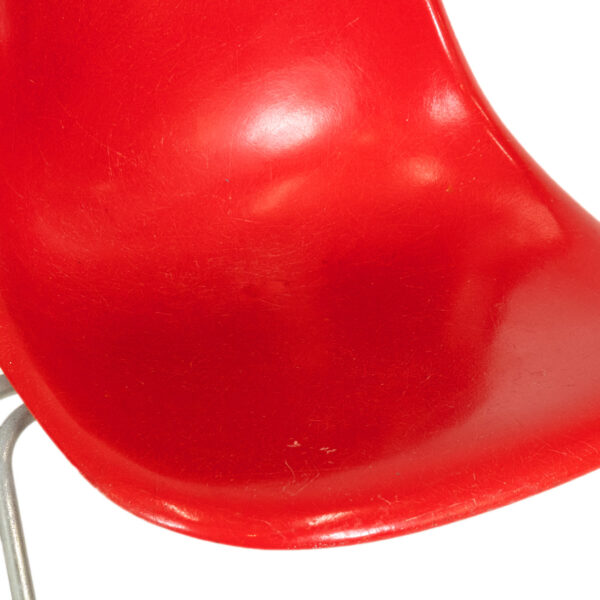 Vintage Set of 4 HERMAN MILLER Eames Fiberglass Chairs - Image 3