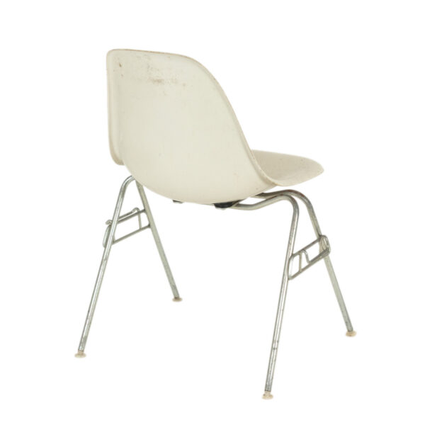 Vintage Set of 4 HERMAN MILLER Eames Fiberglass Chairs - Image 12