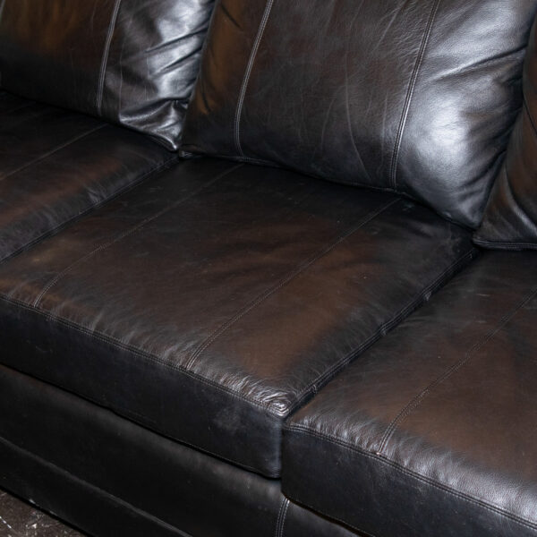 HENREDON Sofa in Black Leather Upholstery - Image 5