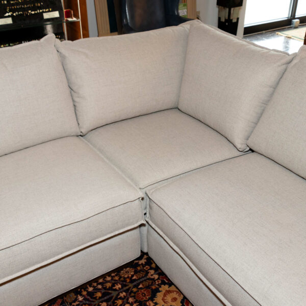 New TEMPLE FURNITURE 3 Piece Sectional in Neutral Upholstery - Image 6