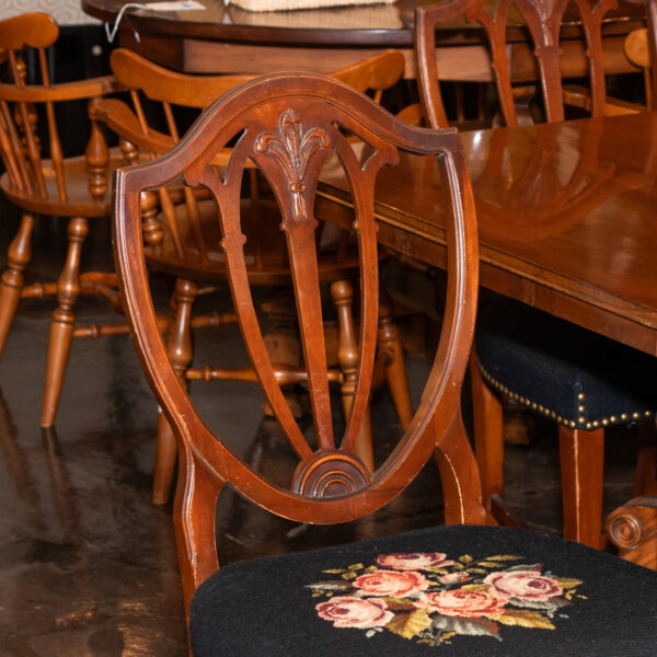 Vintage Duncan Phyfe Style Dining Table with 5 Needlepoint Upholstered Chairs - Image 6