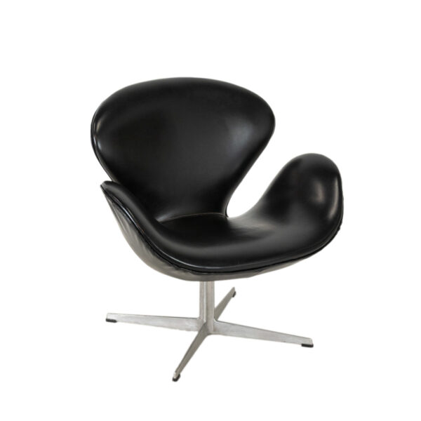 Vintage ARNE JACOBSEN for FRITZ HANSEN Swan Chair - Image 2