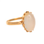 Solitaire Cabochon Chalcedony Ring in 14 Karat Gold - Image 3