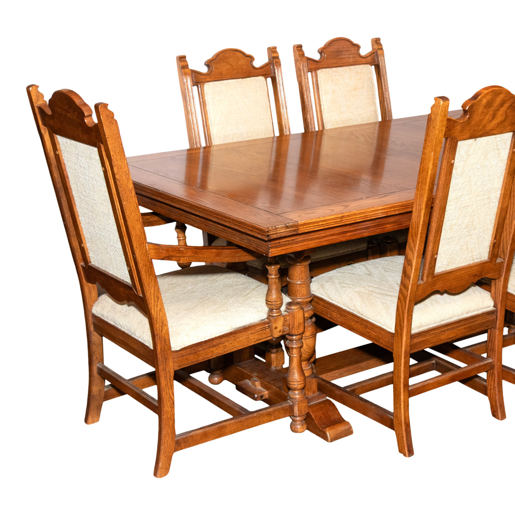 ZCROA_101-2 Vintage Oak Dining Table with 2 Leaves and 6 Chairs - Image 1