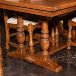 Vintage Oak Dining Table with 2 Leaves and 6 Chairs - Image 3