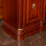 STANLEY FURNITURE Empire Mahogany China Cabinet - Image 3