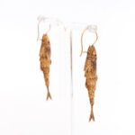 Vintage Pair of Articulated Fish Drop Earrings in 10 Karat Gold - Image 3