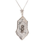 Antique Art Deco Diamond Filigree Pendant Necklace in 14 Karat White Gold - Image 3