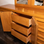 THOMASVILLE Oak Dresser with Double Mirror - Image 5