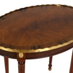 Vintage BAKER Oval Mahogany Side Table - Image 3